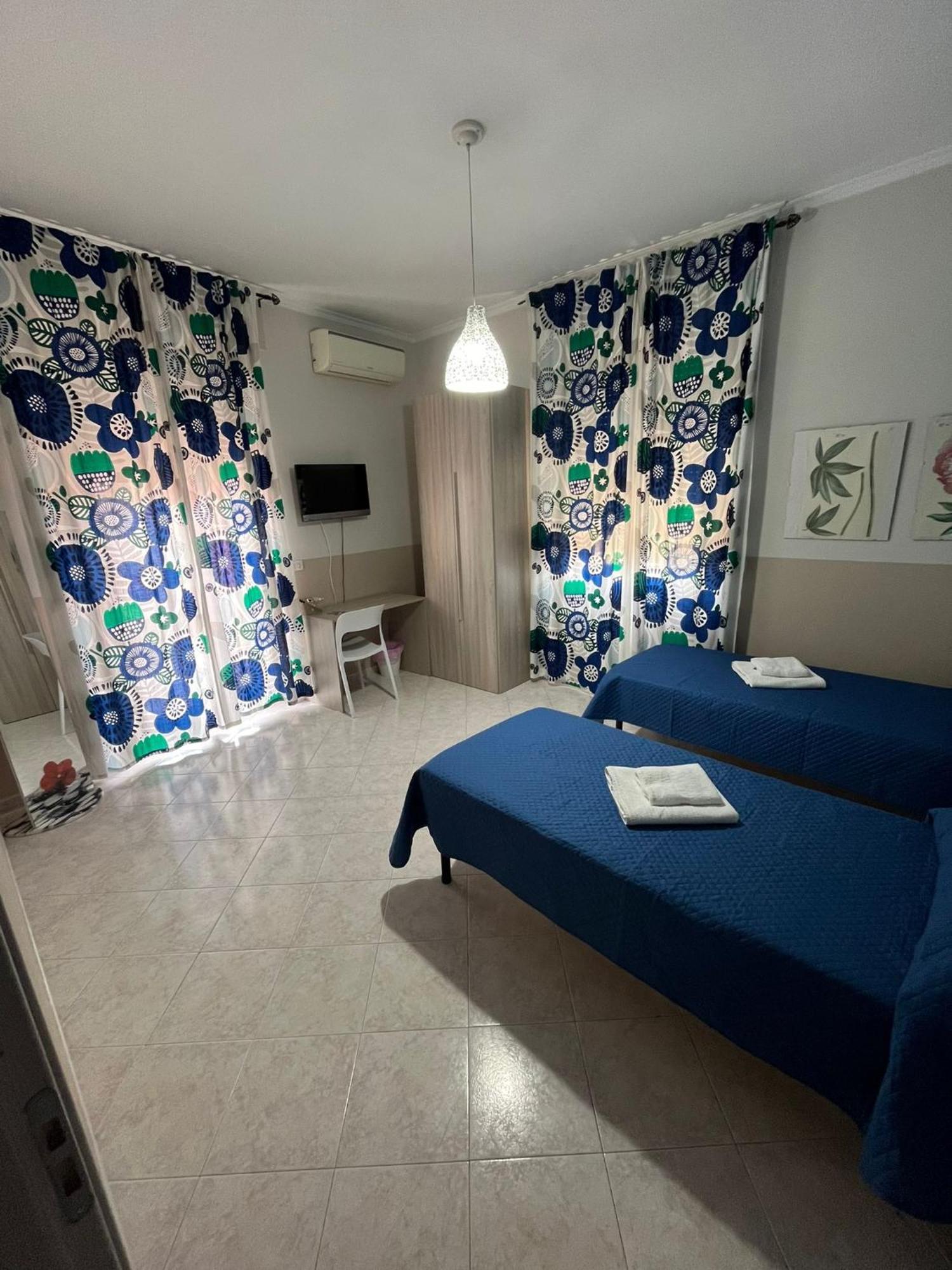 Mary Louise B&B Rzym Zewnętrze zdjęcie