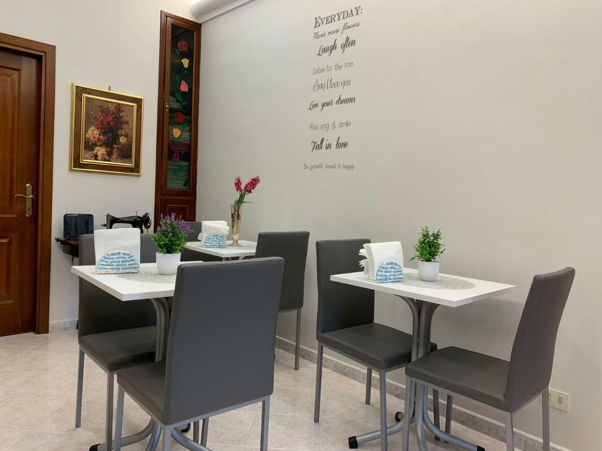 Mary Louise B&B Rzym Zewnętrze zdjęcie
